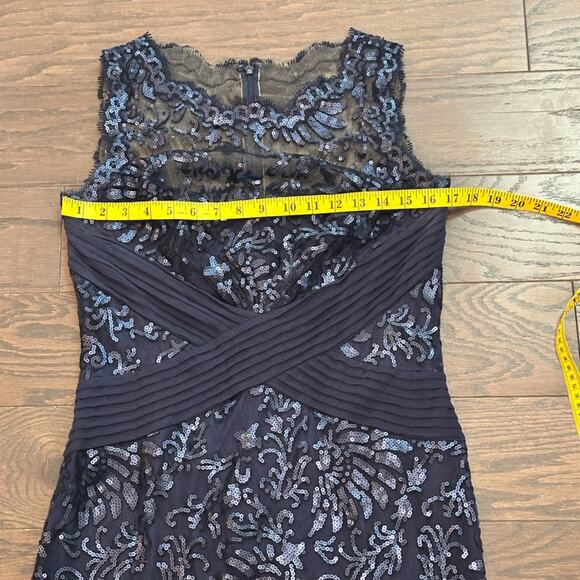 Tadahsi Shoji Paillette Sequin Embroidered Lace Sheath Dress  Navy Size 8 NWOT - Picture 7 of 13